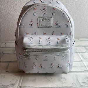 Loungefly Disney Frozen Olaf Backpack Purse